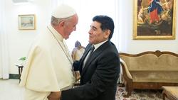 Maradona besuchte Papst Franziskus 2014 im Vatikan