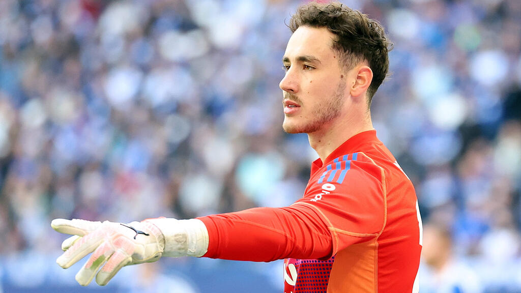 Justin Heekeren hütet erneut das Tor des FC Schalke 04 Justin Heekeren hütet erneut das Tor des FC Schalke 04
