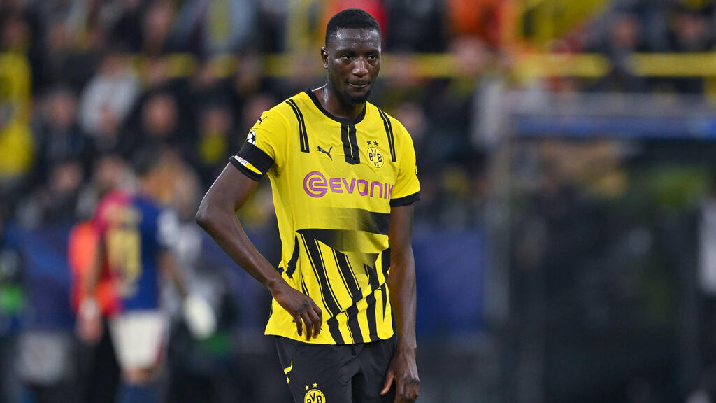 Serhou Guirassy erzielte gegen den FC Barcelona drei Tore Serhou Guirassy erzielte gegen den FC Barcelona drei Tore