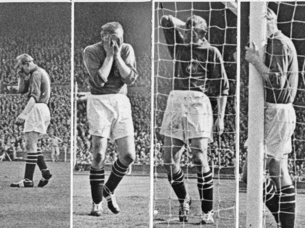 Trautmann im FA-Cup-Finale von 1956: Bei einer Rettungsaktion bricht sich der Keeper das Genick