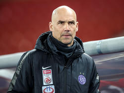 Thomas Letsch stand weltfussball im Interview Rede und Antwort