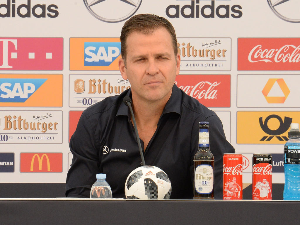 Oliver Bierhoff will den Titel mit dem DFB-Team verteidigen