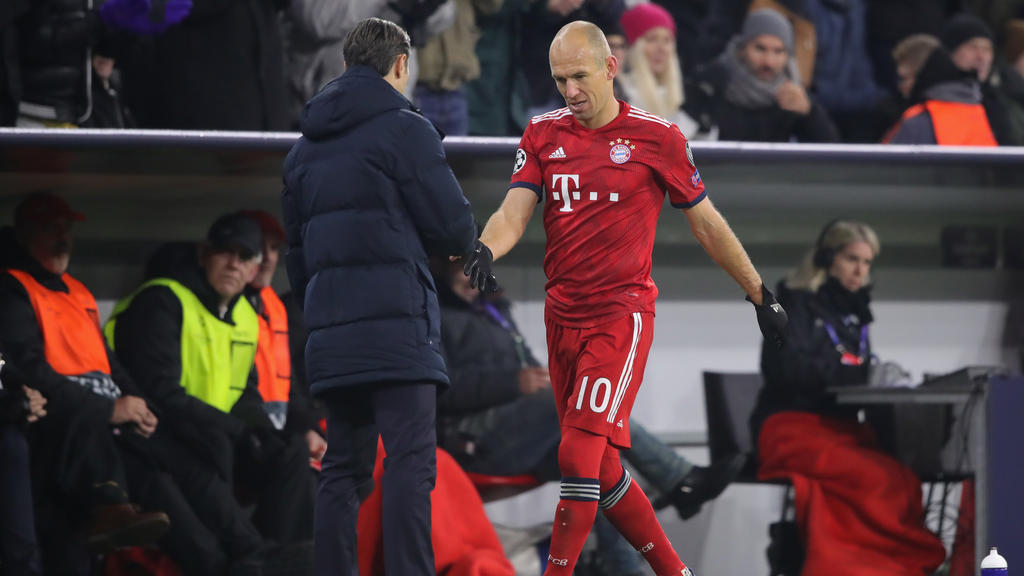 Arjen Robben (r.) erzielte zwei Treffer für den FC Bayern gegen Benfica