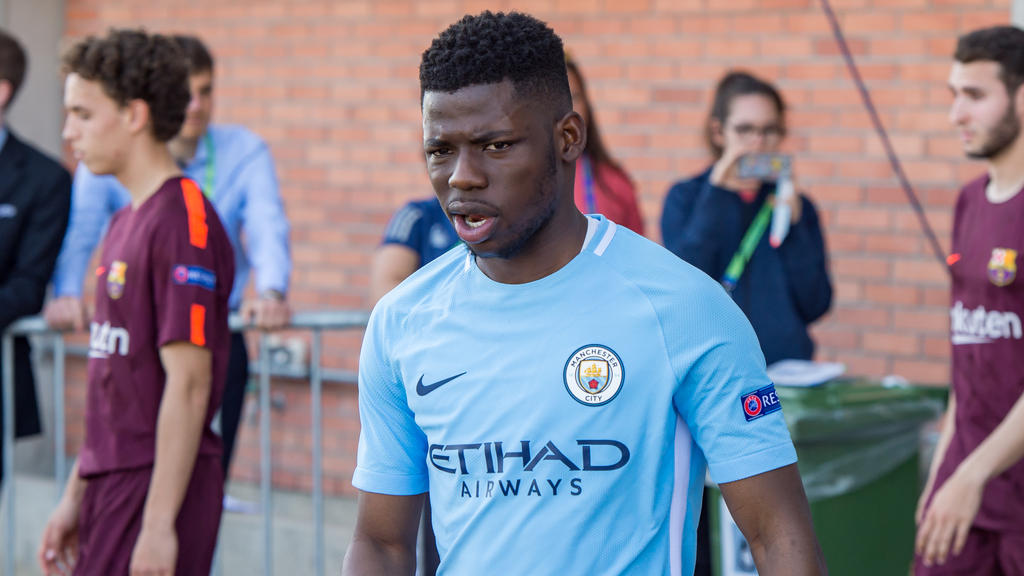 Rabbi Matondo wirbelt bald für den FC Schalke Rabbi Matondo wirbelt bald für den FC Schalke