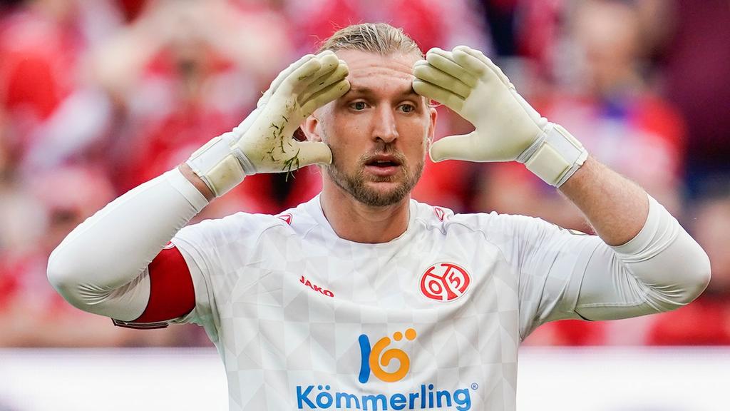 Torwart Robin Zentner fehlt am Sonntag im Bundesligaspiel der Mainzer gegen den SC Freiburg