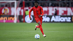 Alphonso Davies vom FC Bayern muss bald eine wichtige Entscheidung treffen