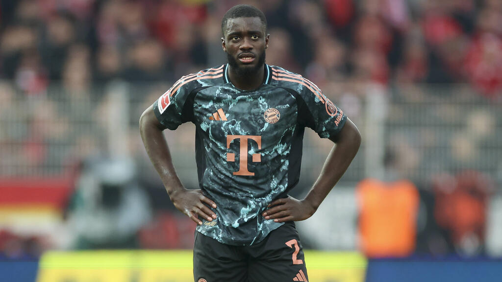 Ist Dayot Upamecano für den FC Bayern nicht führungsstark genug? Ist Dayot Upamecano für den FC Bayern nicht führungsstark genug?
