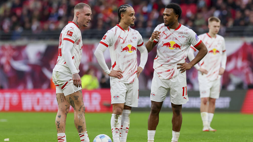 David Raum (l.) besitzt bei RB Leipzig eine Ausstiegsklausel für den Sommer David Raum (l.) besitzt bei RB Leipzig eine Ausstiegsklausel für den Sommer