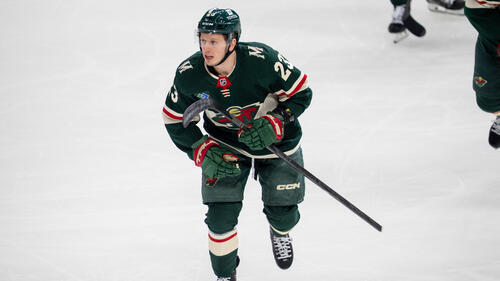 Marco Rossi spielt drei weitere Jahre in Minnesota.
