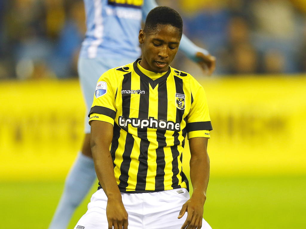 Kelvin Leerdam baalt nadat hij een kans heeft gemist in het bekerduel tegen FC Dordrecht. (28-10-2014) Kelvin Leerdam baalt nadat hij een kans heeft gemist in het bekerduel tegen FC Dordrecht. (28-10-2014)