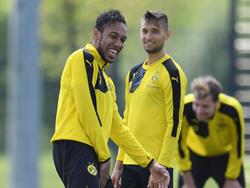 Pierre-Emerick Aubameyang reist in die Schweiz nach (l.)