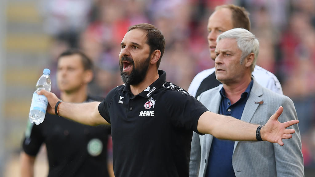 Armin Veh (r.) und FC-Trainer Stefan Ruthenbeck können mit dem Ausgang des letzten Spiels nicht zufrieden sein