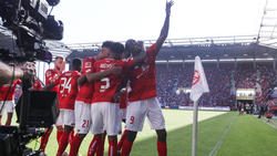 FSV Mainz 05 feiert den Klassenerhalt in der Fußball-Bundesliga