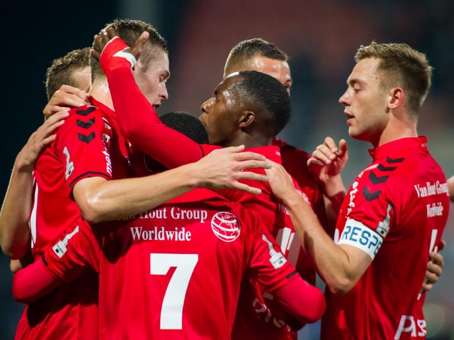 Helmond Sport kan juichen tijdens het competitieduel met FC Volendam (16-10-2016).