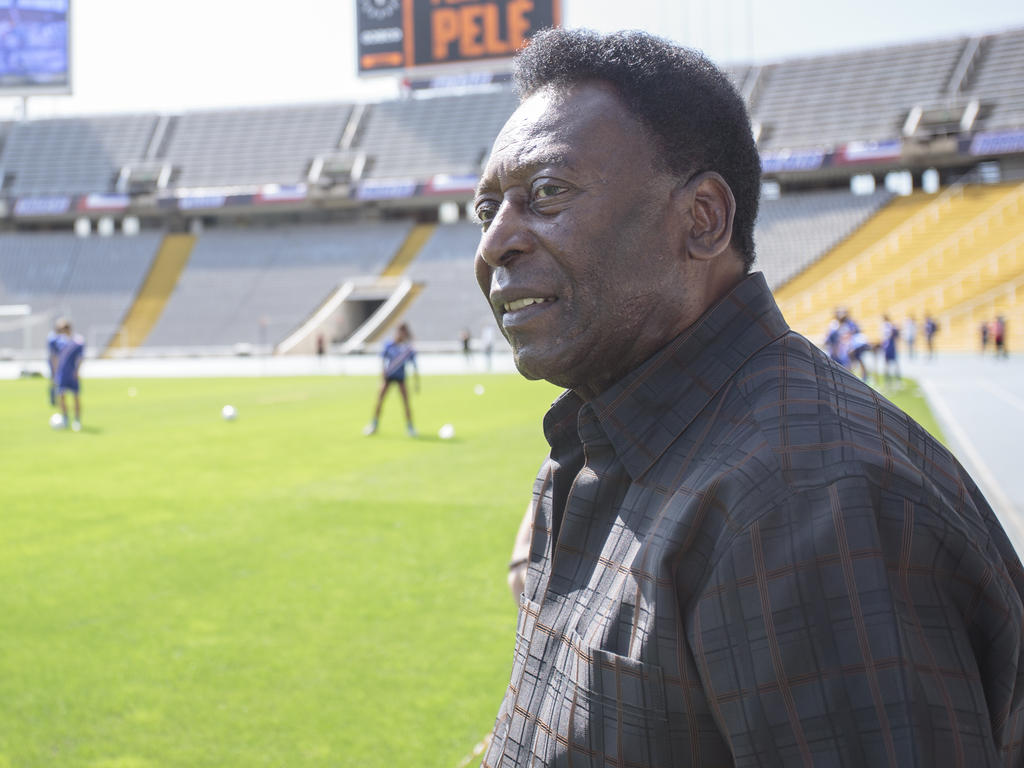 Pelé muss sich mehreren Untersuchungen unterziehen