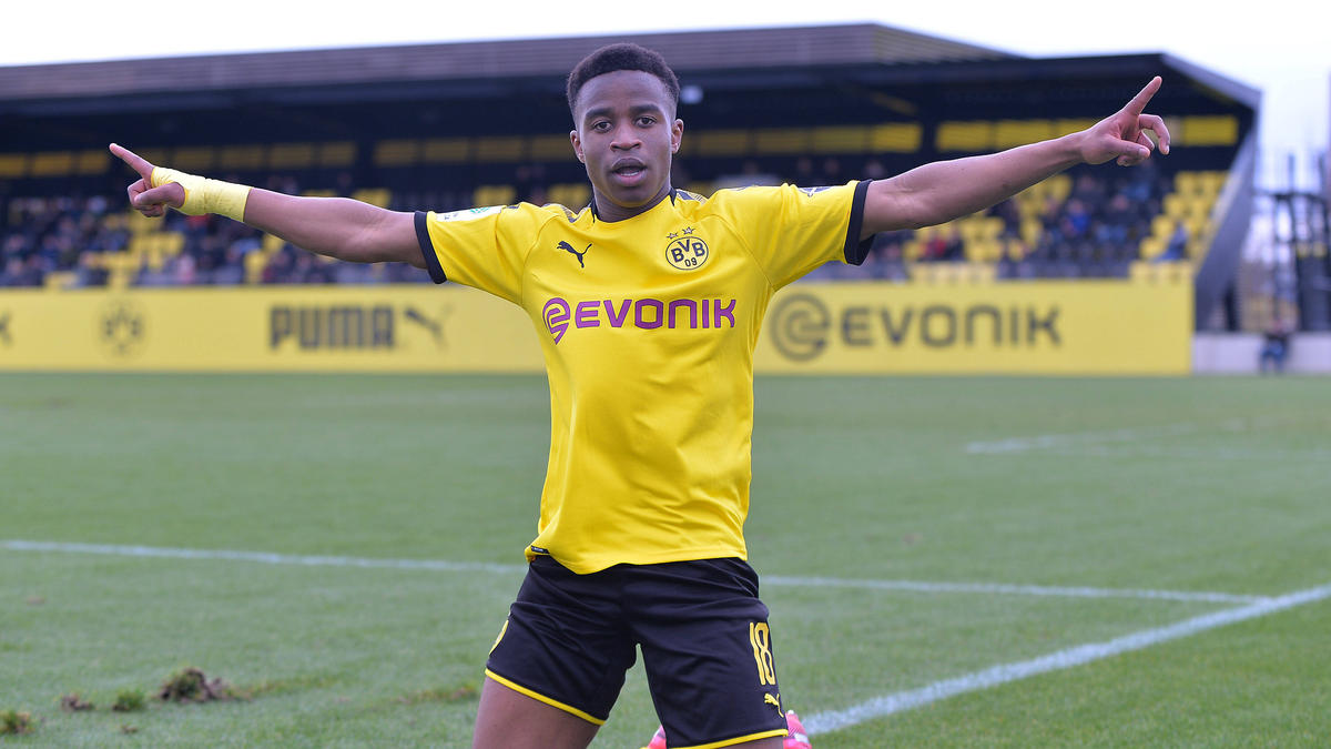 Youssoufa Moukoko ist ein vielversprechendes Talent des BVB Youssoufa Moukoko ist ein vielversprechendes Talent des BVB
