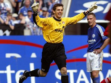 Erst gefeiert, dann ausgelacht! Hans Jörg Butt wird das Spiel auf Schalke 2004 wohl nie vergessen