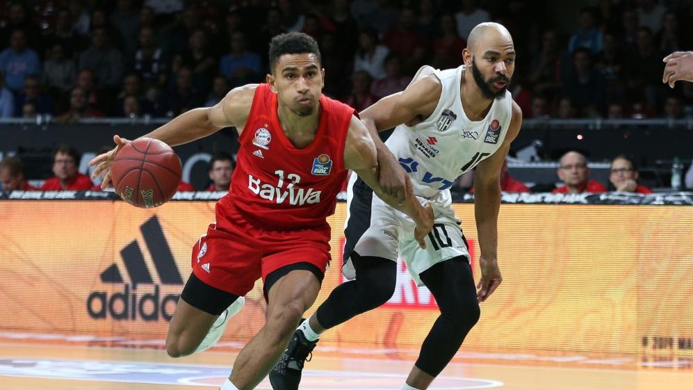 Topscorer des FC Bayern gegen Lyon-Villeurbanne: Maodo Lo (l.) Topscorer des FC Bayern gegen Lyon-Villeurbanne: Maodo Lo (l.)