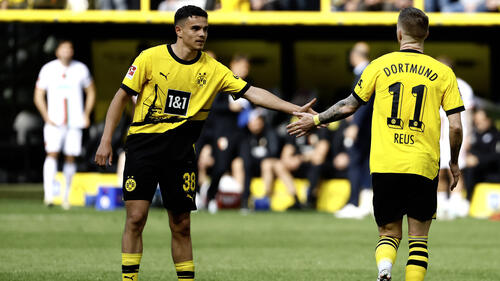 Kjell Wätjen (l.) legte Marco Reus ein Tor auf