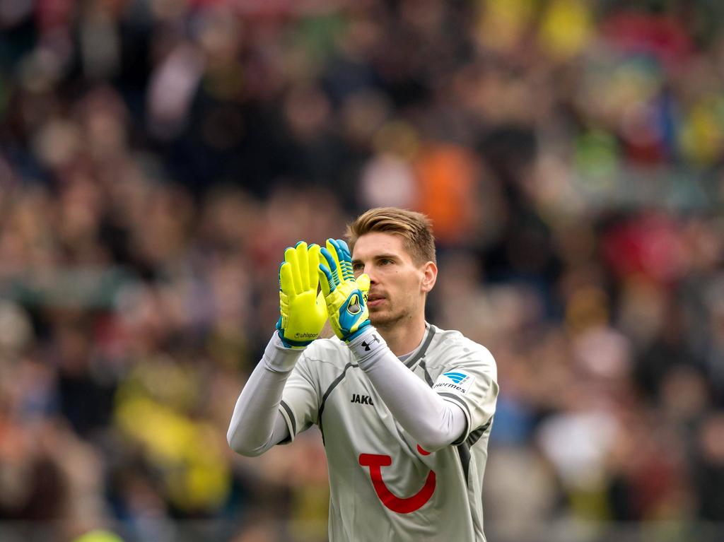 Ron-Robert Zieler ist ein sicherer Rückhalt bei Hannover 96 Ron-Robert Zieler ist ein sicherer Rückhalt bei Hannover 96