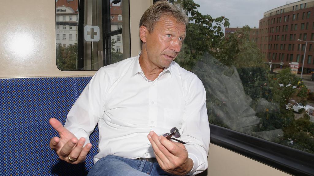 Guido Buchwald sorgt sich um seinen VfB Guido Buchwald sorgt sich um seinen VfB