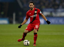 Wechselt Hakan Çalhanoğlu von Leverkusen zu Chelsea?