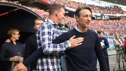 Trainer Julian Nagelsmann (l.) weißt auf die Macht der Fußballprofis hin