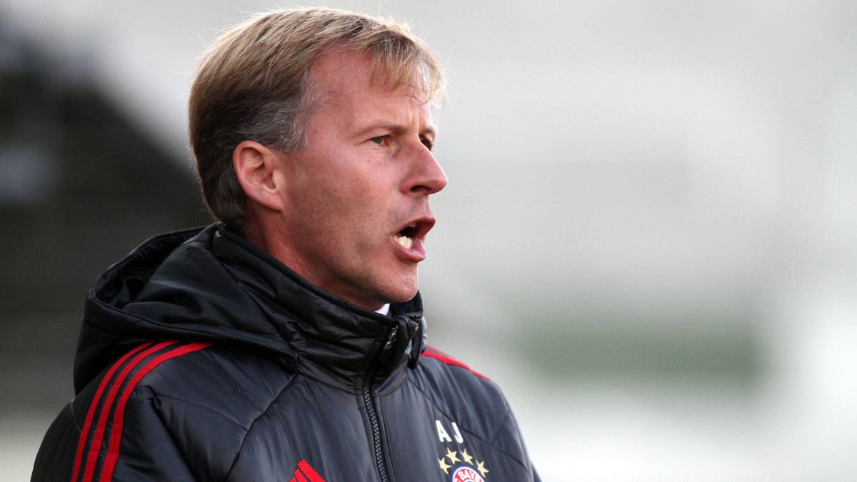 Andries Jonker war unter Louis van Gaal Co-Trainer beim FC Bayern