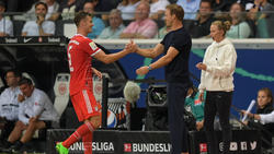 Benjamin Pavard (l.) traf für den FC Bayern in der Fußball-Bundesliga