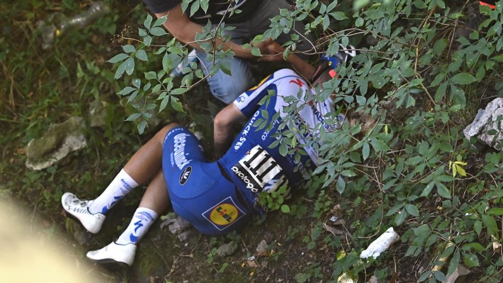Remco Evenepoel stürzte bei der Lombardei-Rundfahrt Remco Evenepoel stürzte bei der Lombardei-Rundfahrt