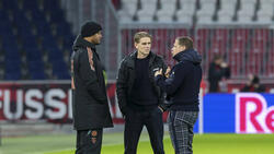 Haben das sportliche Sagen beim FC Bayern: Christoph Freund (M.) und Max Eberl (r.)