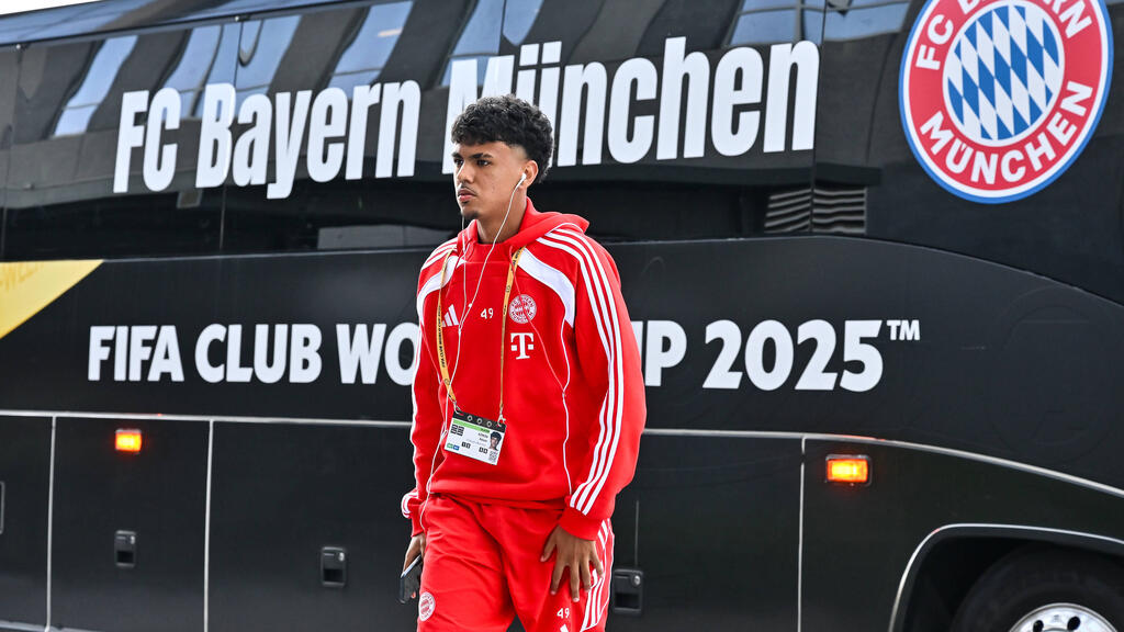 Adam Aznou hat viele Fans des FC Bayern verärgert Adam Aznou hat viele Fans des FC Bayern verärgert