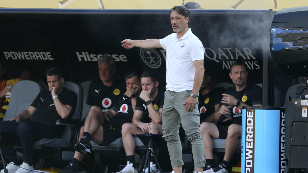 Niko Kovac hat mit dem BVB das erste Abendspiel Niko Kovac hat mit dem BVB das erste Abendspiel