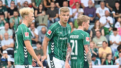 Keke Topp (M.) will sich bei Werder Bremen durchsetzen