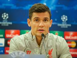 Dejan Lovren beantwoordt de vragen van de journalisten over de Champions League-wedstrijd tussen Liverpool en Ludogorets. (15-09-2014)