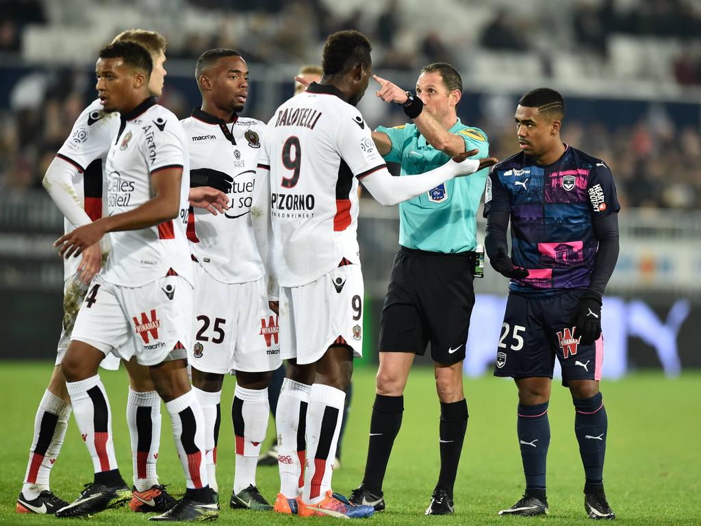 Balotelli fue otra vez expulsado en la Ligue 1. (Foto: Imago)