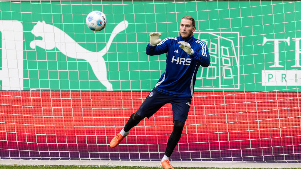 Loris Karius könnte doch beim FC Schalke 04 bleiben Loris Karius könnte doch beim FC Schalke 04 bleiben