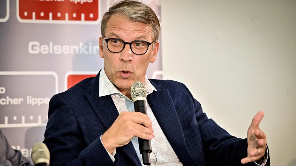 Peter Knäbel ist neuer Präsident des Schweizer Fußball-Verbandes Peter Knäbel ist neuer Präsident des Schweizer Fußball-Verbandes