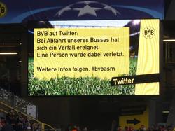Aviso de las explosiones en las pantallas del estadio del Dortmund. (Foto: Imago)