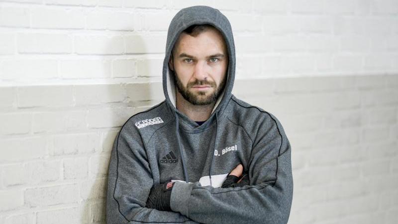 Ruft zum Blutspenden auf: IBO-Weltmeister Dominic Bösel Ruft zum Blutspenden auf: IBO-Weltmeister Dominic Bösel