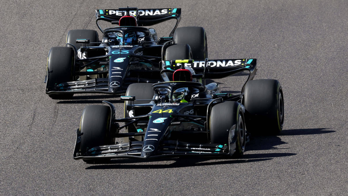 Formel 1: Russell und Hamilton duellierten sich auf der Strecke