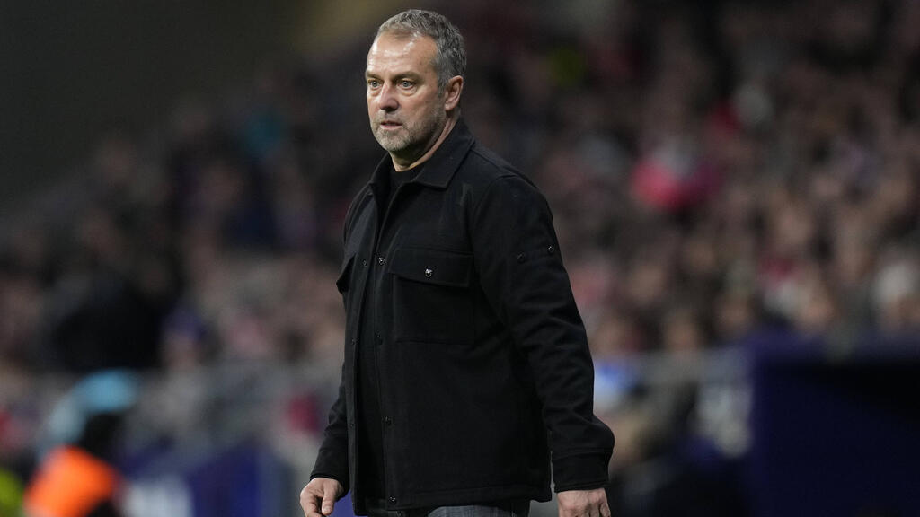 Hansi Flick greift mit dem FC Barcelona nach der spanischen Meisterschaft Hansi Flick greift mit dem FC Barcelona nach der spanischen Meisterschaft