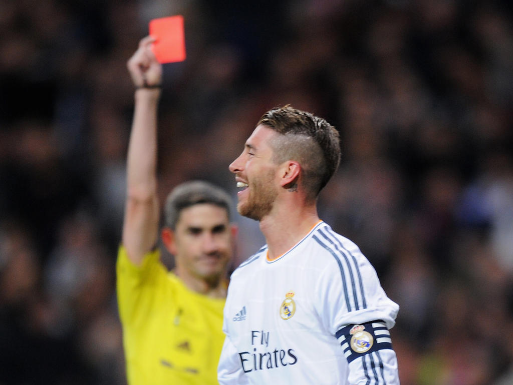 Sergio Ramos ziet rood tijdens Real Madrid - FC Barcelona. (23-3-2014)