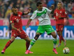 Luiz Gustavo (r.) musste gegen Bayern München nach einer knappen Stunde ausgewechselt werden
