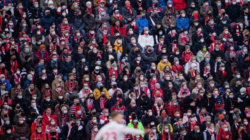 Der 1. FC Köln setzt auf die Unterstützung seiner Fans Der 1. FC Köln setzt auf die Unterstützung seiner Fans