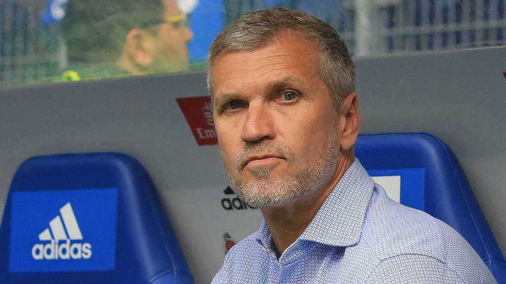 Thomas von Heesen freut sich auf das Topspiel zwischen HSV und Arminia Bielefeld Thomas von Heesen freut sich auf das Topspiel zwischen HSV und Arminia Bielefeld