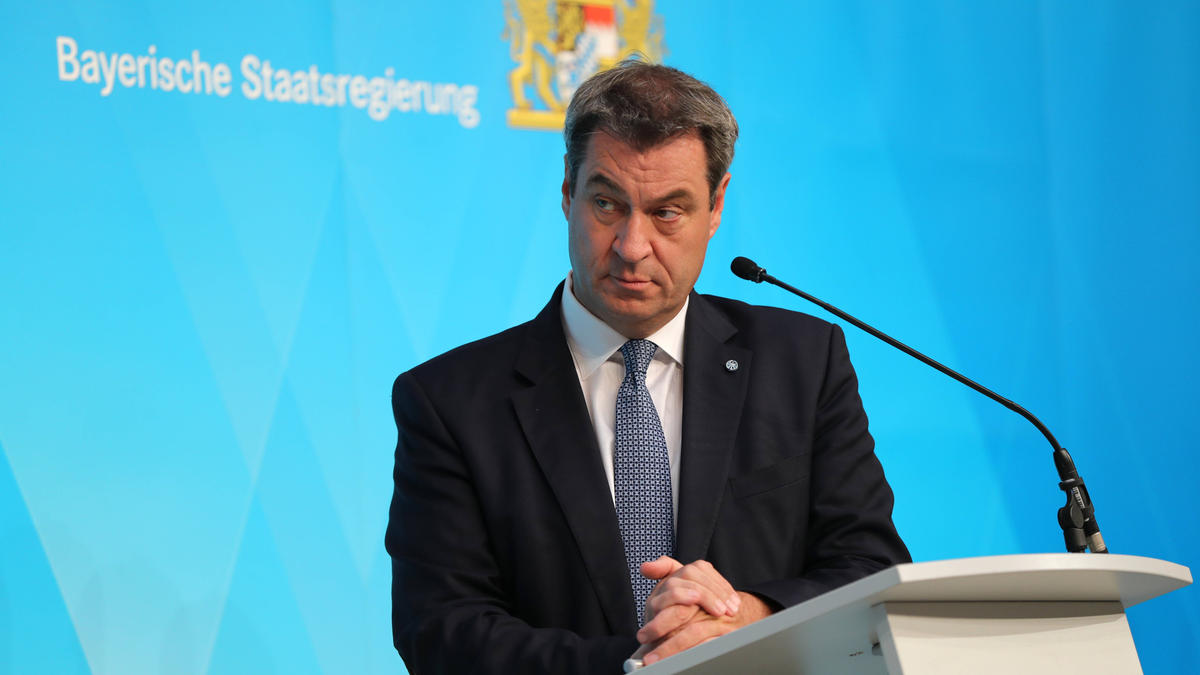 Markus Söder ist skeptisch angesichts einer möglichen Fan-Rückkehr Markus Söder ist skeptisch angesichts einer möglichen Fan-Rückkehr