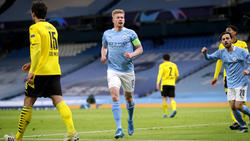 Hat bei ManCity ein neues Arbeitspapier unterschrieben: Kevin De Bruyne (M.)