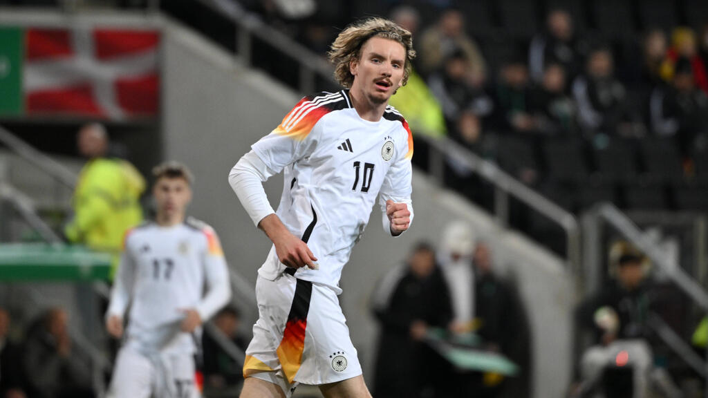 Nick Woltemade spielt vorerst weiter für die U21 des DFB