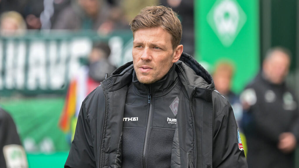 Werder-Sportchef Clemens Fritz hat über die Lage in Bremen gesprochen Werder-Sportchef Clemens Fritz hat über die Lage in Bremen gesprochen